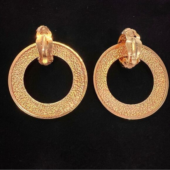 Chanel Vintage Hoops - Picture 4 of 6